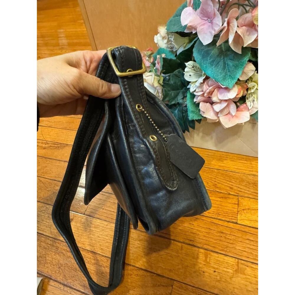 Vintage Coach 9061 Black Rambler Legacy Shoulder Bag Crossbody Messanger(P100) - Picture 3 of 7